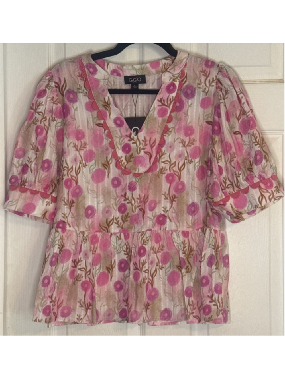 GiGiO Pink Floral Peplum Top L